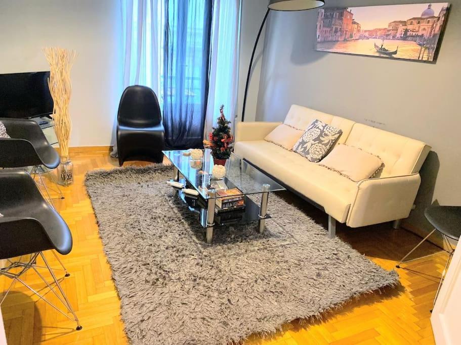 2Bdr Olympianzeus Apt With Netflix 雅典 外观 照片